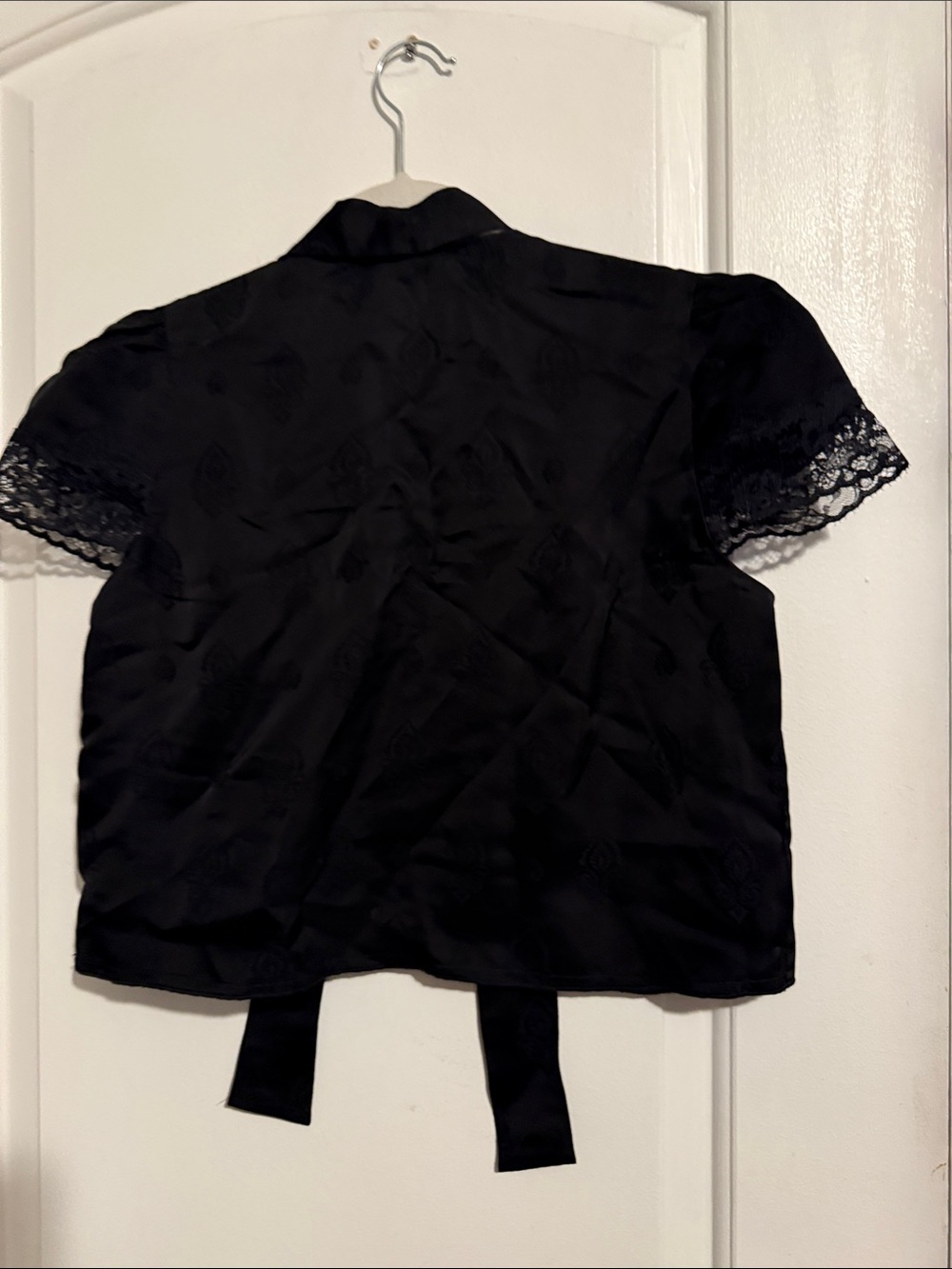 Sandro Hannah Black Lace-Trim Tie-Neck Crop Blouse - Picture 5 of 6